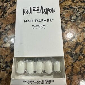 Red Aspen Nail Dashes - Elegant White Press-On Nails